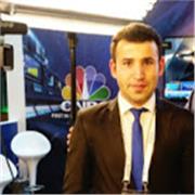 I can give basic Turkish introduction courses for anyone who interested in Madrid area